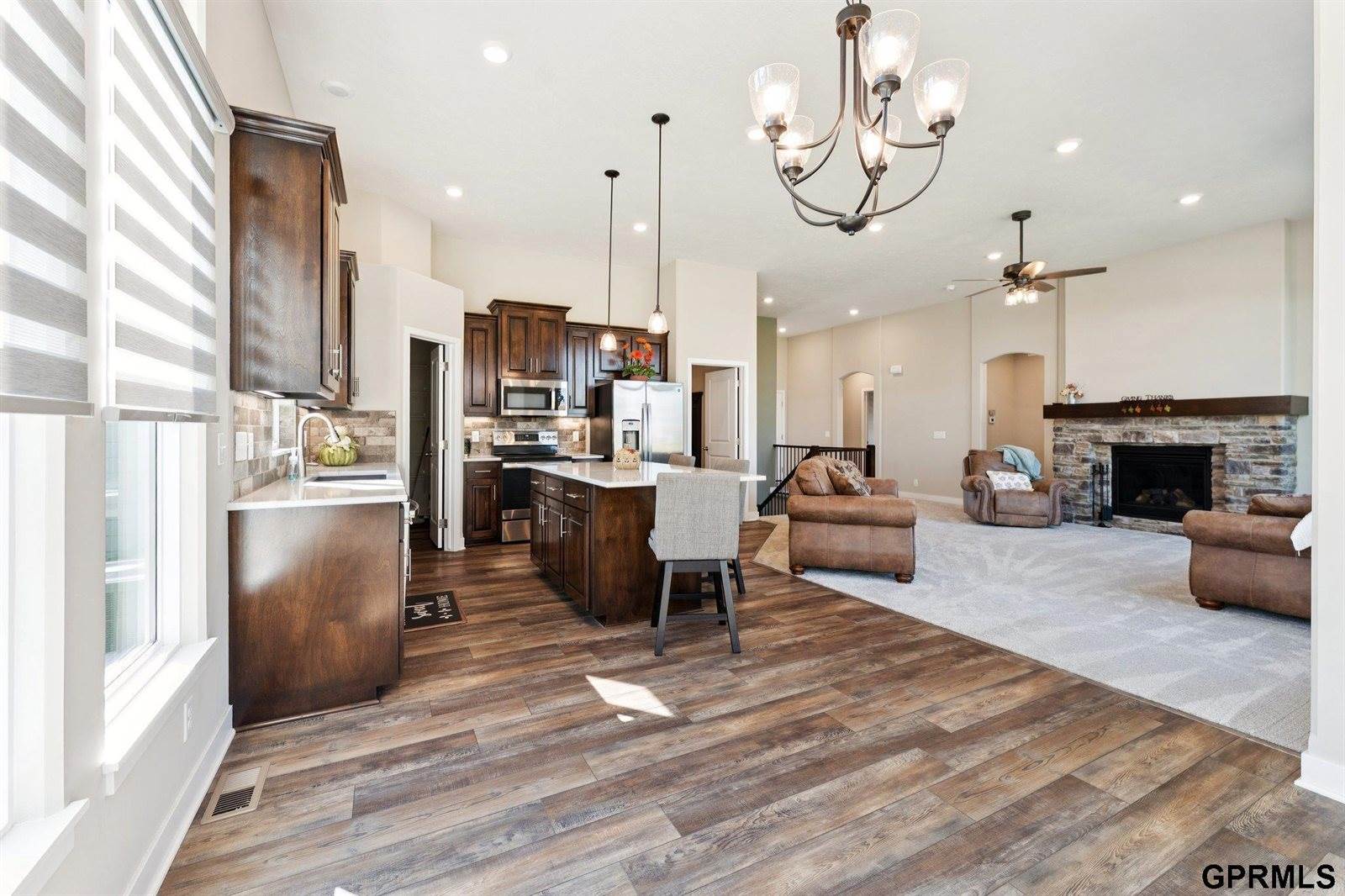 17676 Potter Street, Bennington, NE 68007