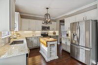 7717 Riverview Bend Dr, Nashville, TN 37221