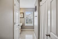 7717 Riverview Bend Dr, Nashville, TN 37221