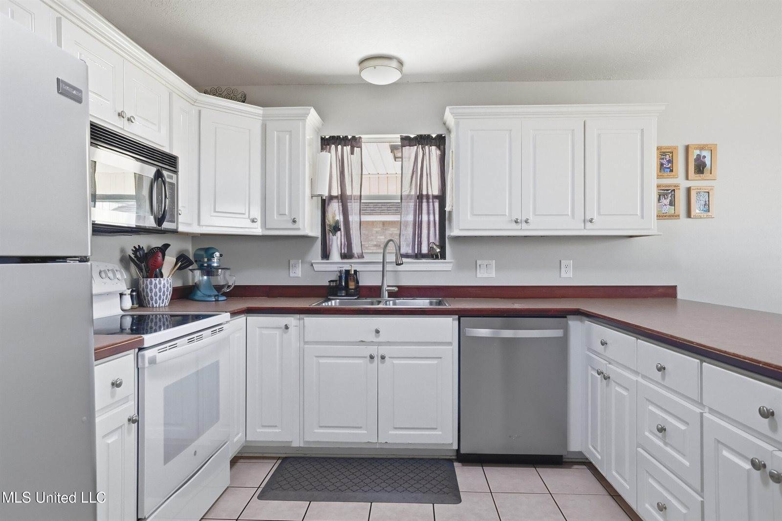 10411 3rd Avenue, D'Iberville, MS 39540