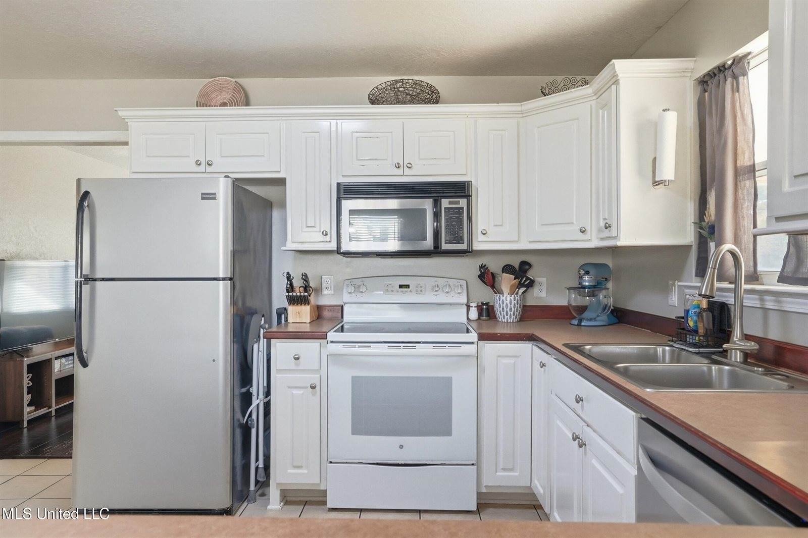 10411 3rd Avenue, D'Iberville, MS 39540