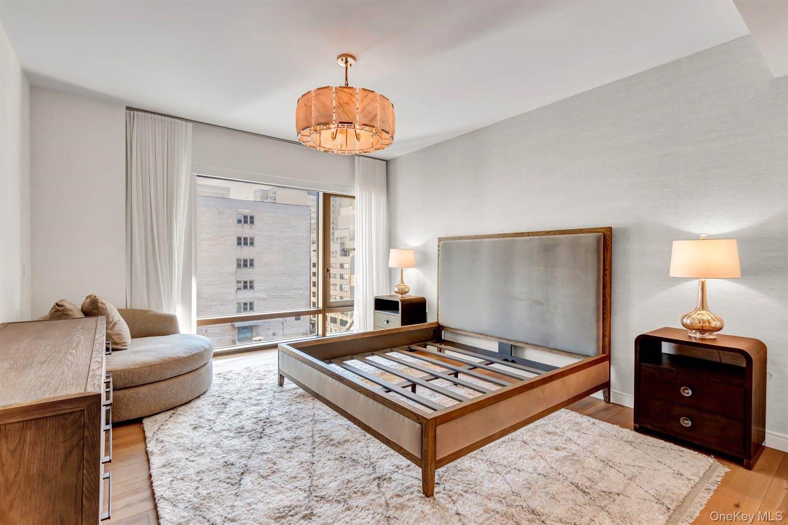 200 East 21st Street, New York, NY 10010