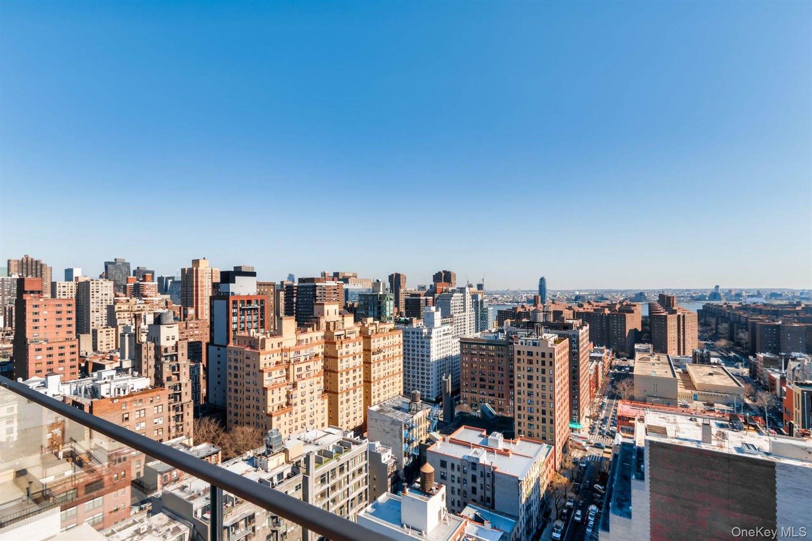 200 East 21st Street, New York, NY 10010