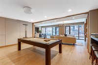 200 East 21st Street, New York, NY 10010