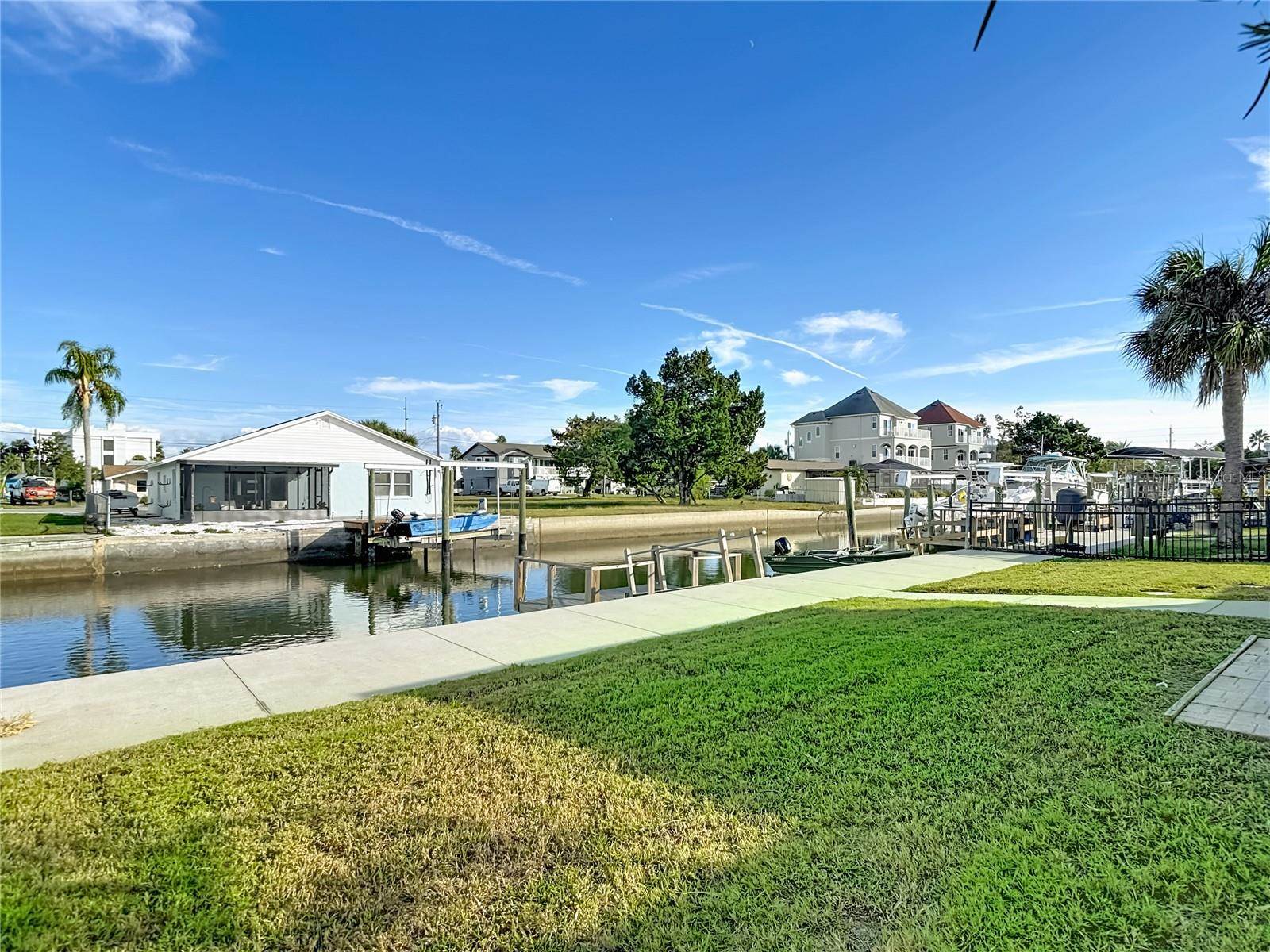 13820 Melanie Avenue, Hudson, FL 34667