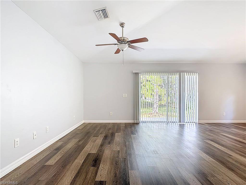 2812 4th St SW, Lehigh Acres, FL 33976