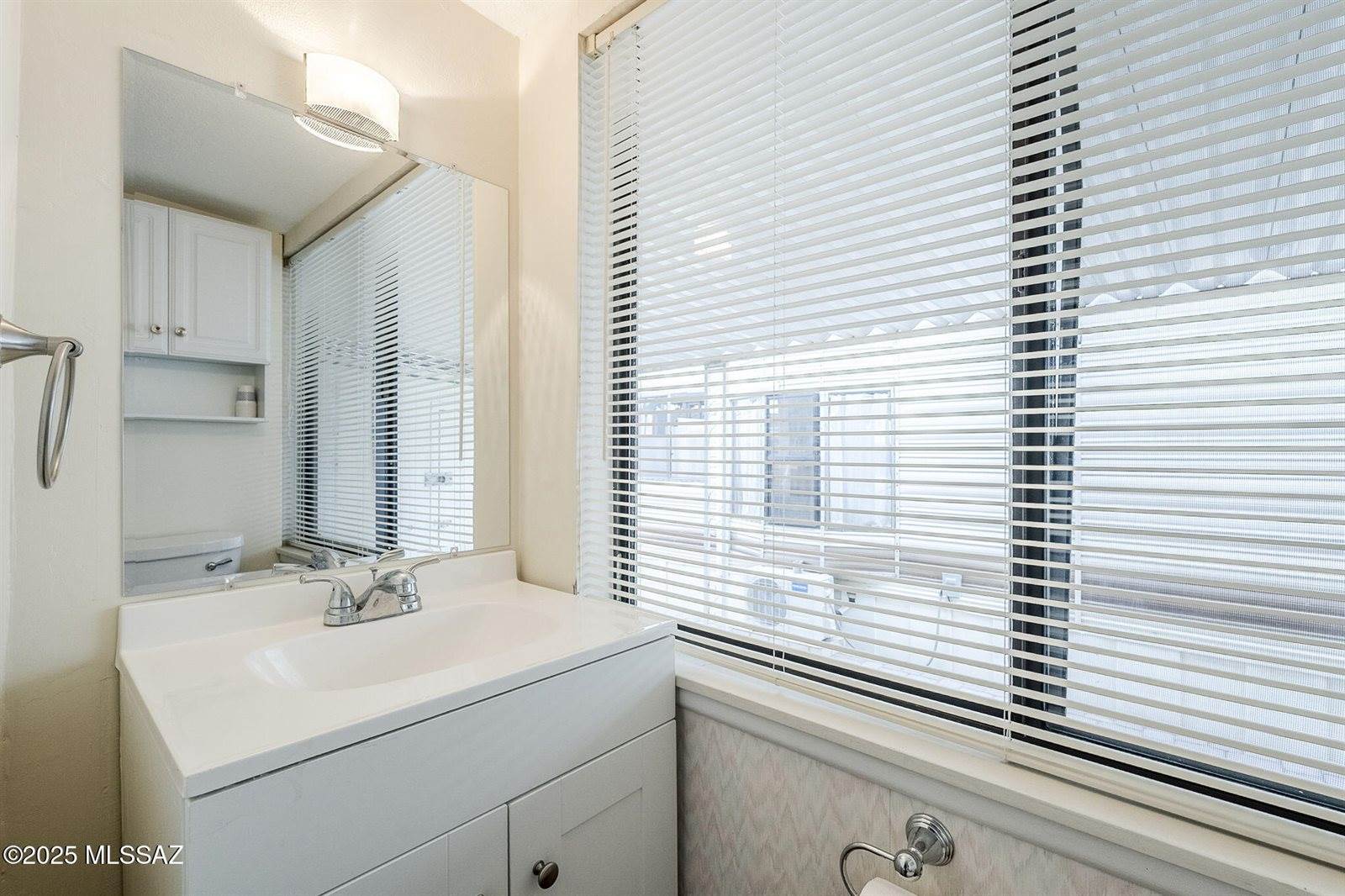 4555 South Mission Road, Tucson, AZ 85746