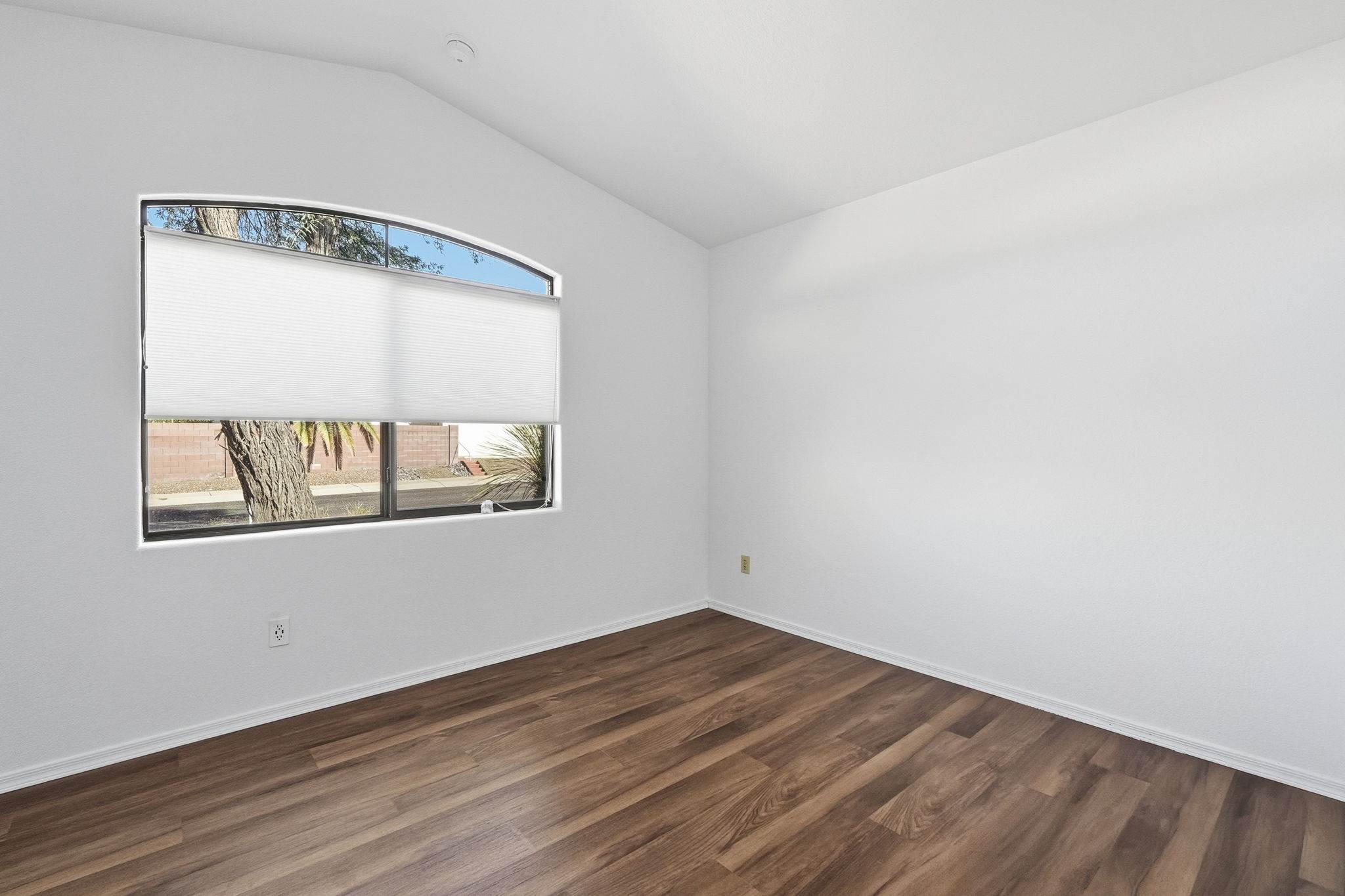 7124 E Navigator Lane, Tucson, AZ 85756