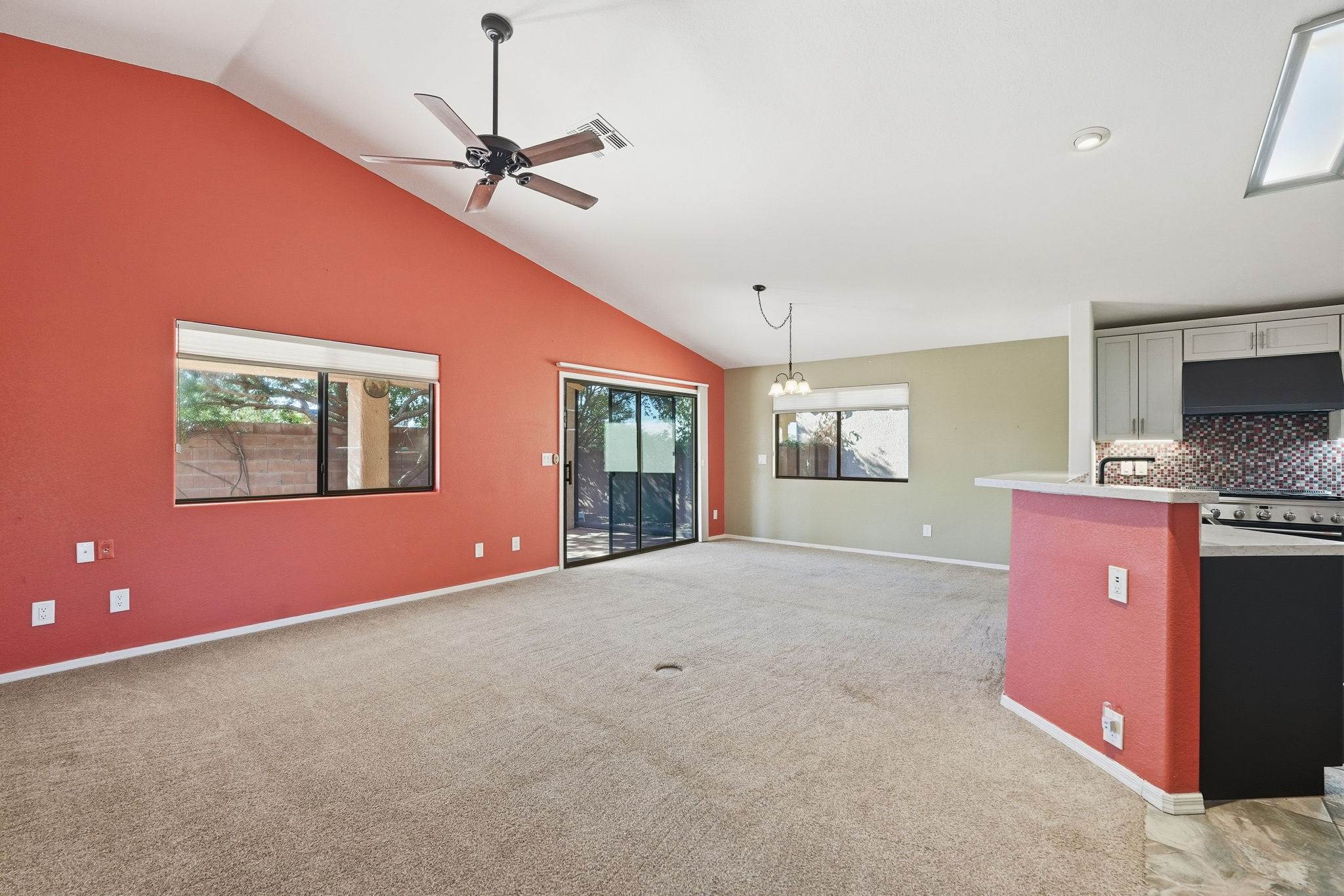7124 E Navigator Lane, Tucson, AZ 85756