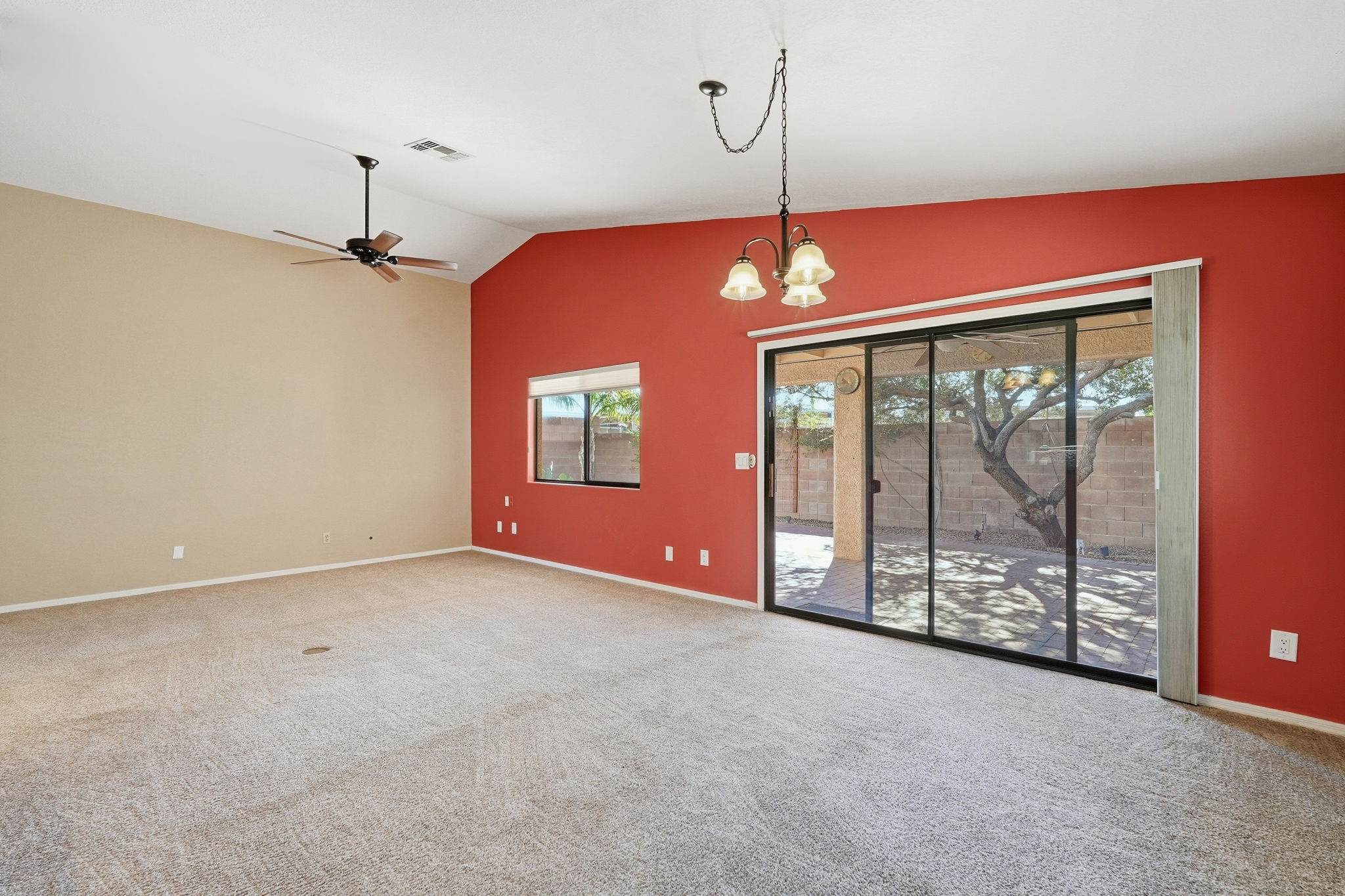 7124 E Navigator Lane, Tucson, AZ 85756
