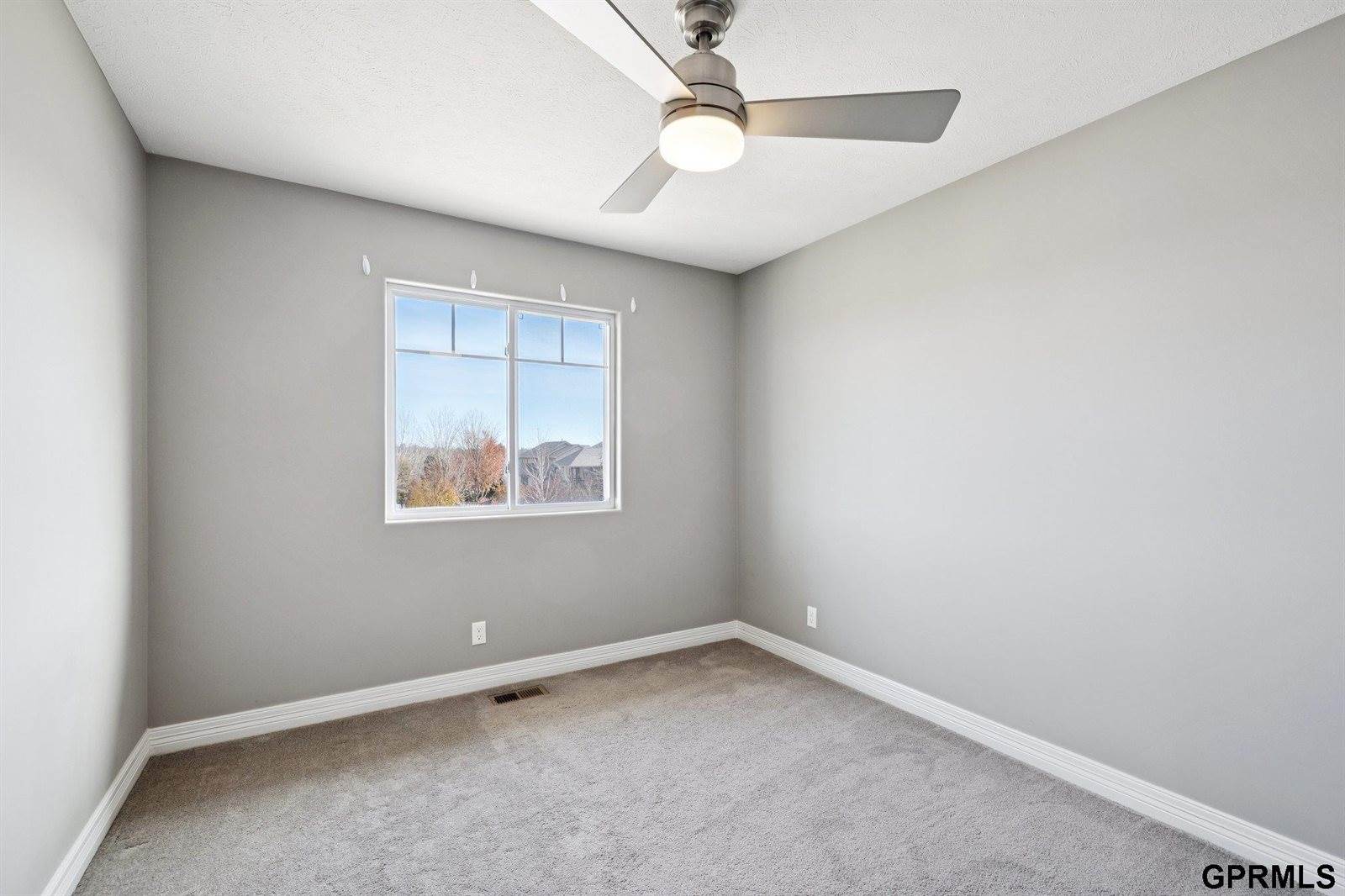 4504 South 198Th Street, Omaha, NE 68135