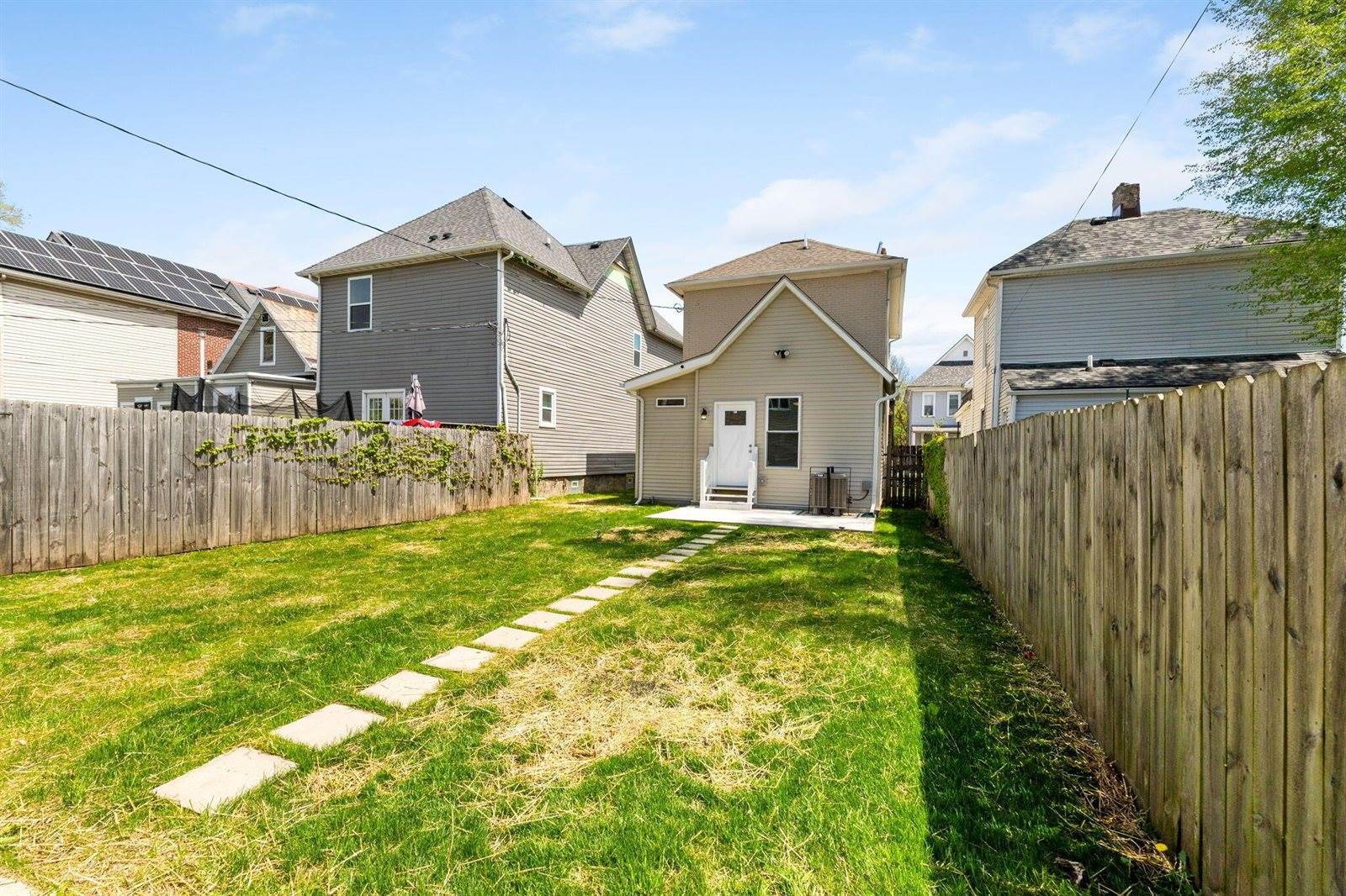 61 Dakota Avenue, Columbus, OH 43222