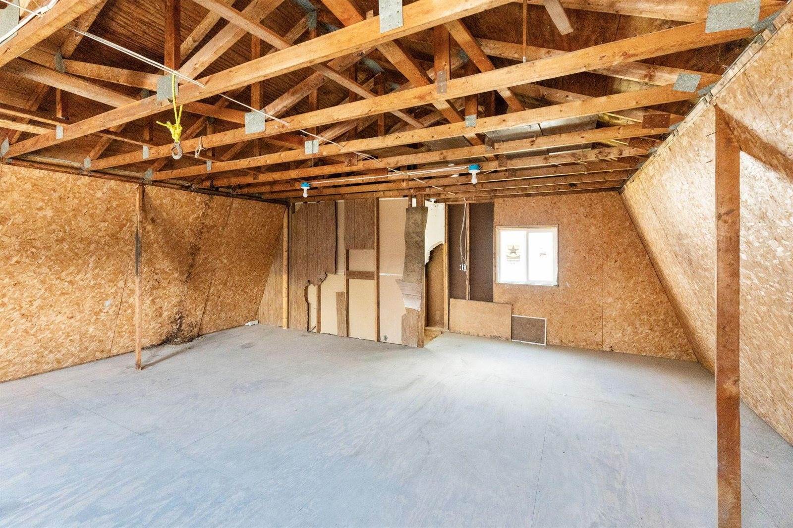 61 Dakota Avenue, Columbus, OH 43222