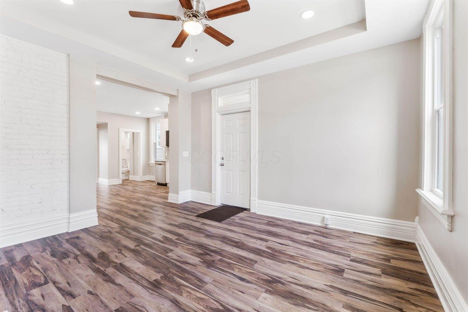 61 Dakota Avenue, Columbus, OH 43222