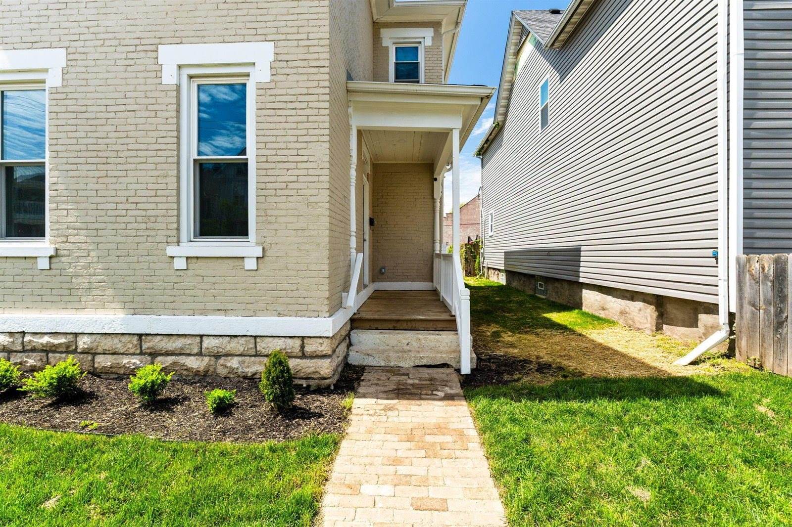 61 Dakota Avenue, Columbus, OH 43222