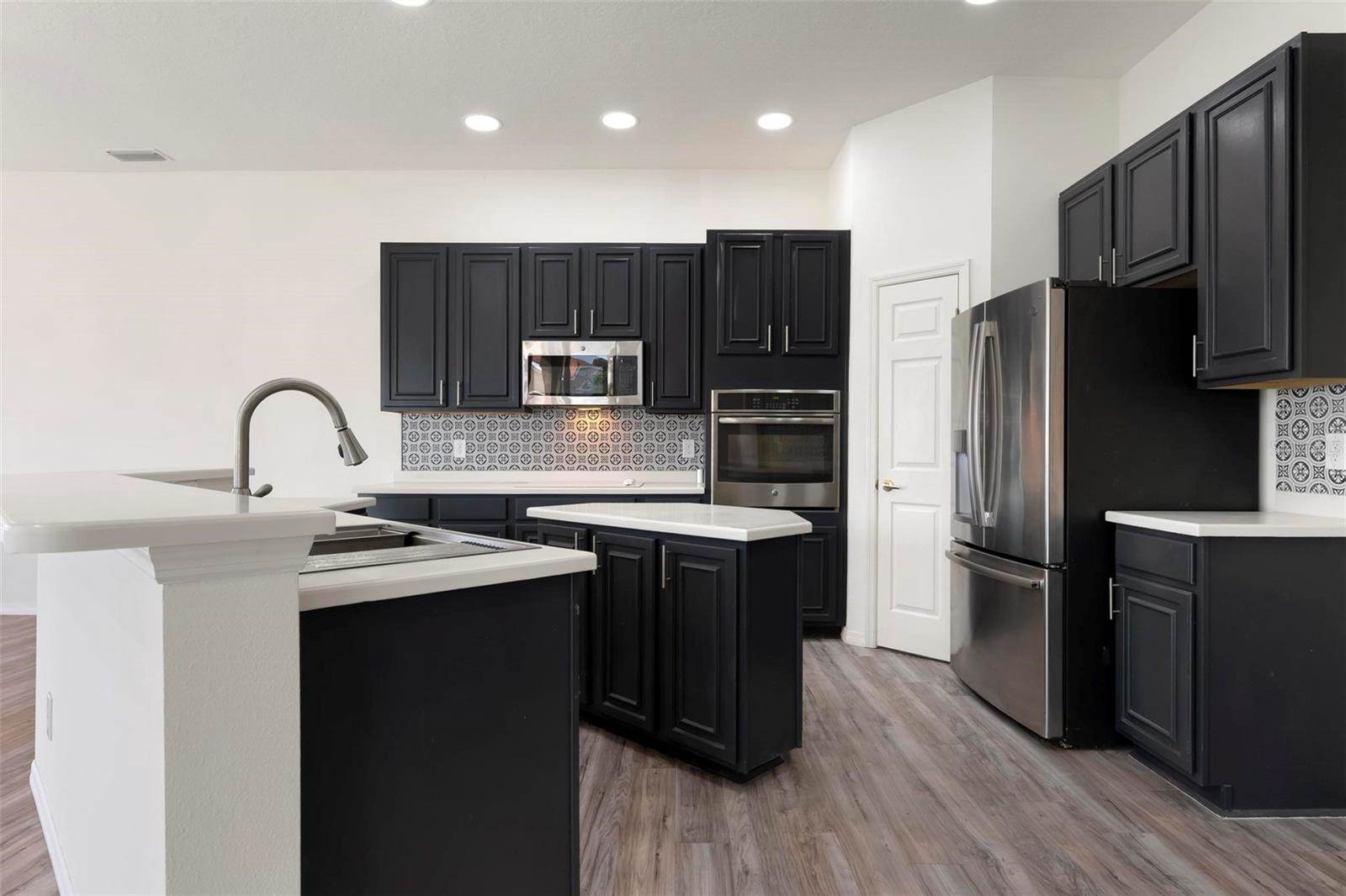 6121 46TH Lane East, Bradenton, FL 34203