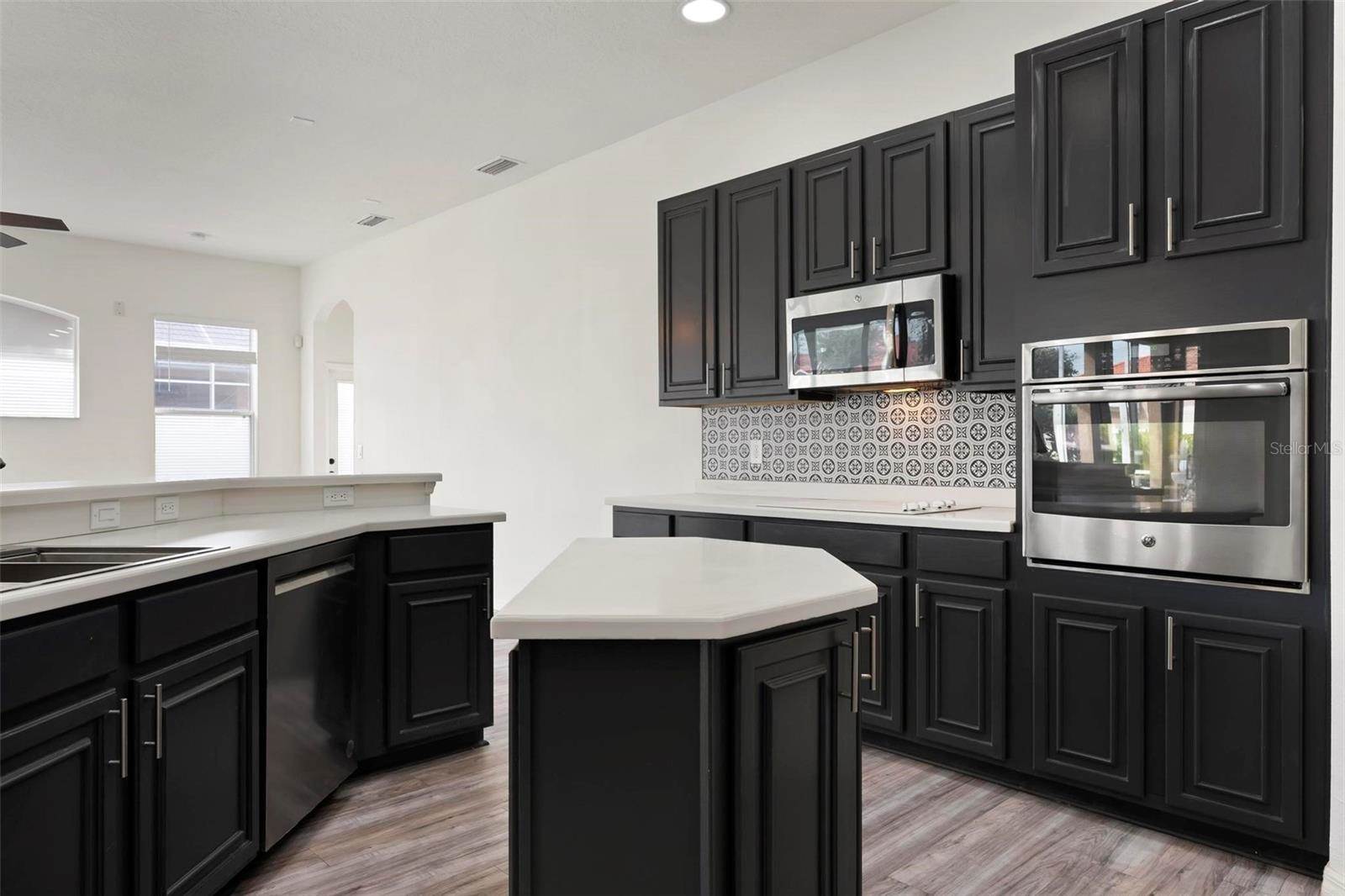 6121 46TH Lane East, Bradenton, FL 34203