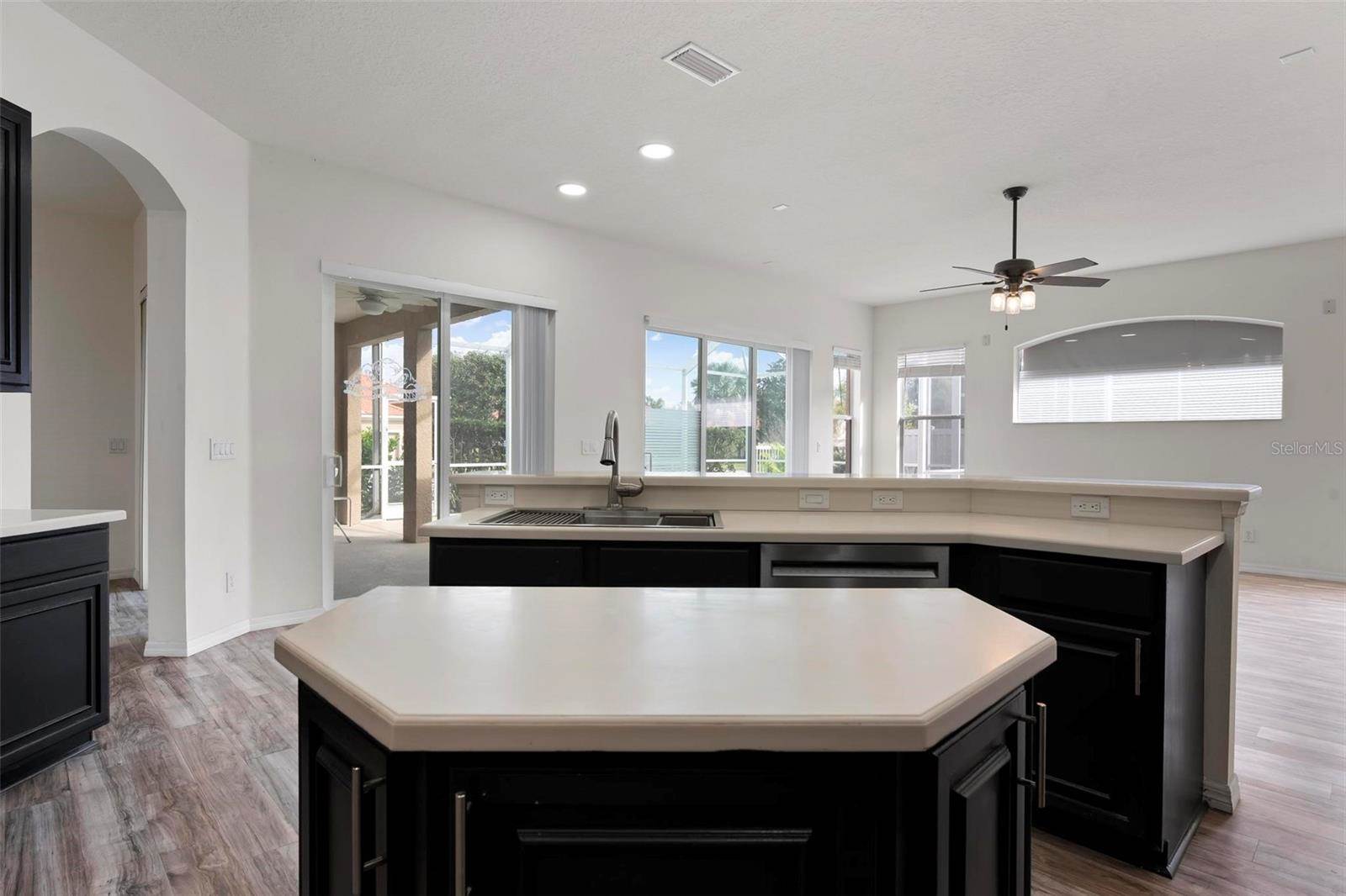 6121 46TH Lane East, Bradenton, FL 34203