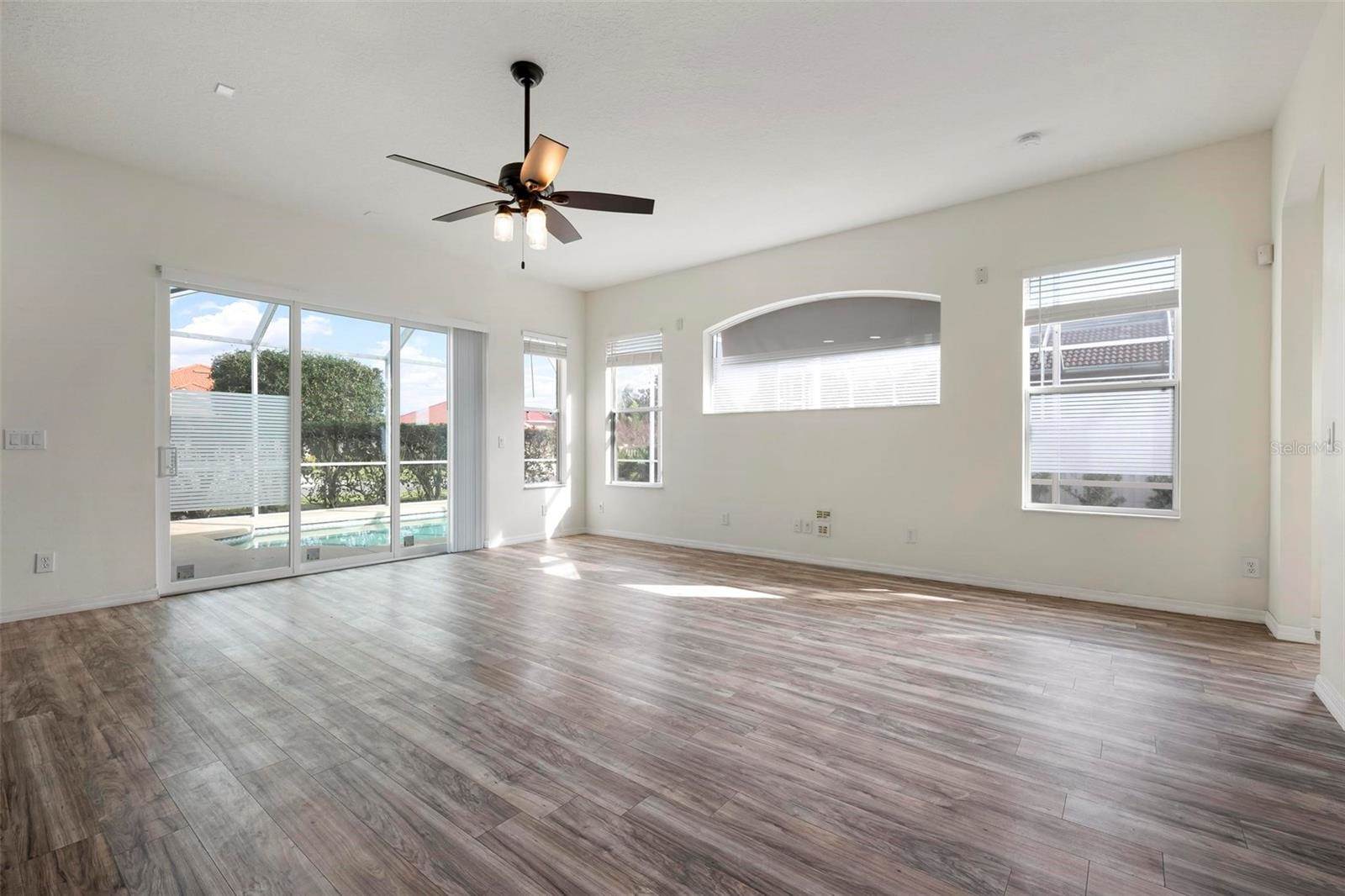 6121 46TH Lane East, Bradenton, FL 34203