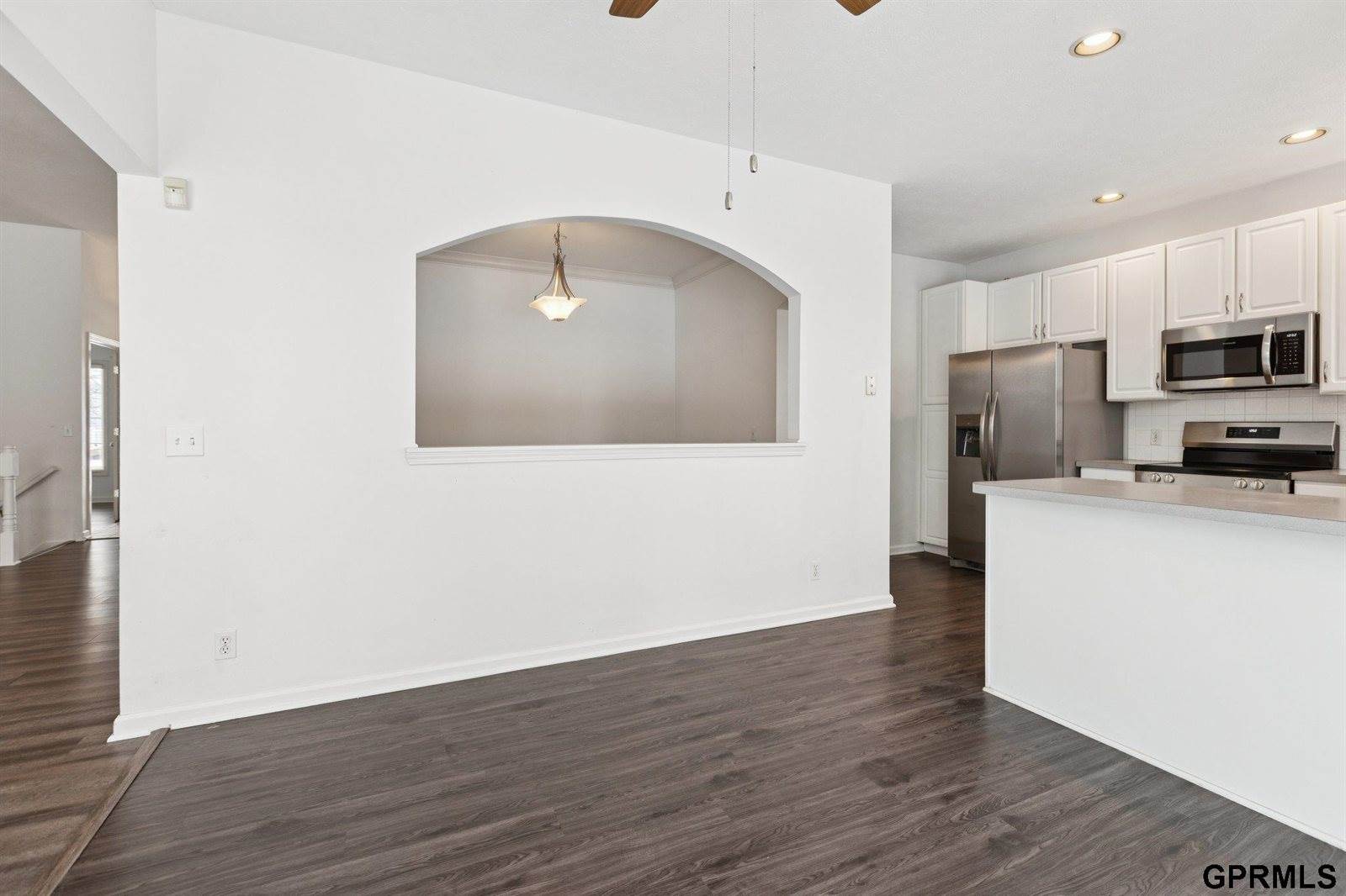 9403 South 25Th Avenue, Bellevue, NE 68147