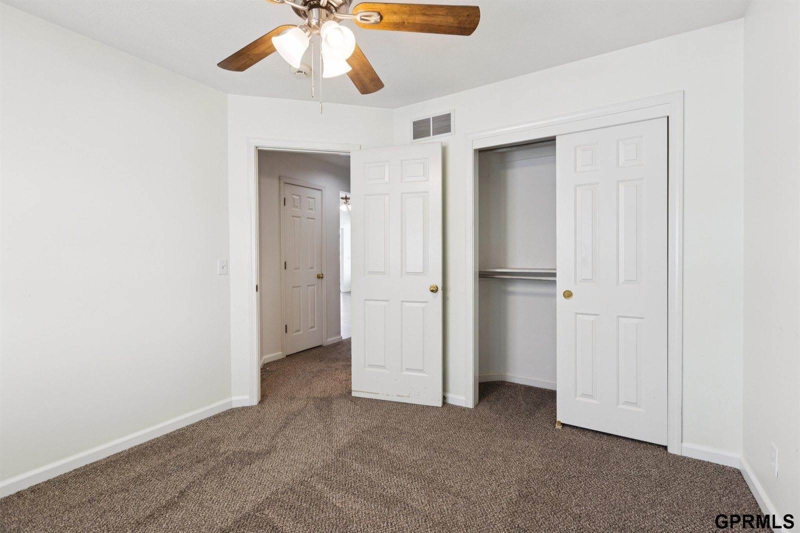 9403 South 25Th Avenue, Bellevue, NE 68147