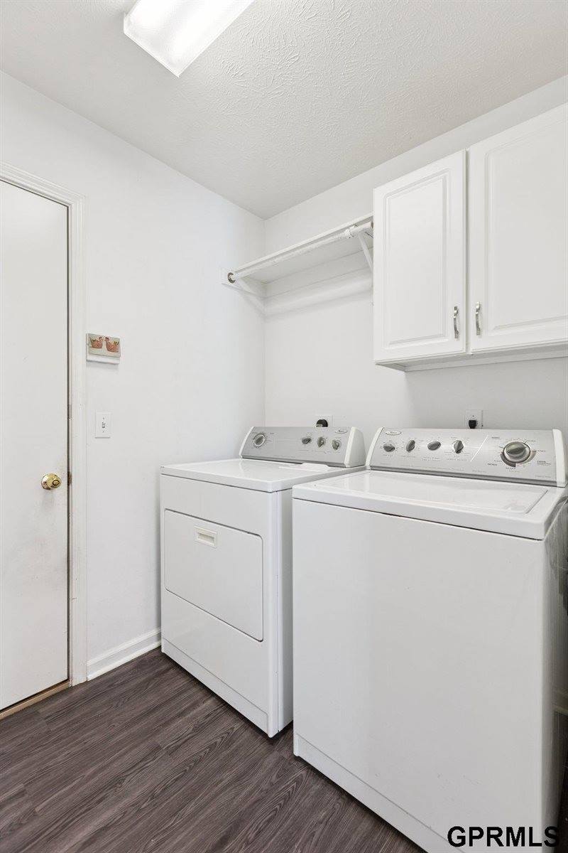 9403 South 25Th Avenue, Bellevue, NE 68147