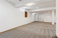 9403 South 25Th Avenue, Bellevue, NE 68147