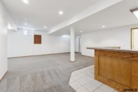 9403 South 25Th Avenue, Bellevue, NE 68147