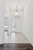 9403 South 25Th Avenue, Bellevue, NE 68147