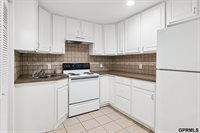 9403 South 25Th Avenue, Bellevue, NE 68147