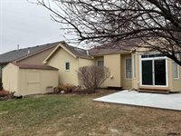 9403 South 25Th Avenue, Bellevue, NE 68147