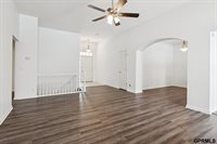 9403 South 25Th Avenue, Bellevue, NE 68147