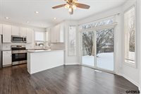 9403 South 25Th Avenue, Bellevue, NE 68147
