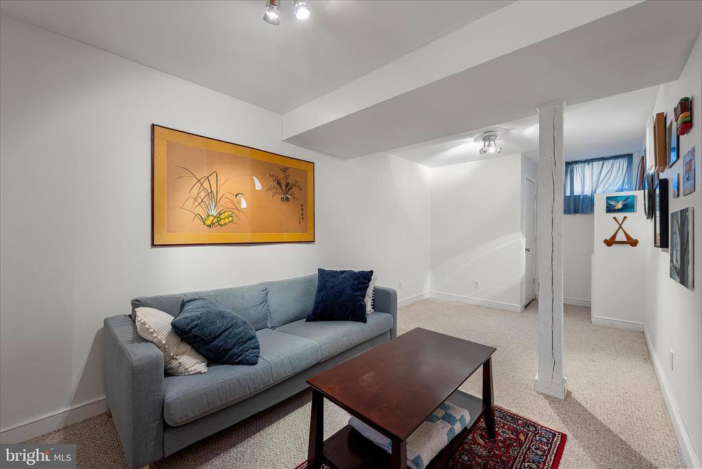 249 Crestview Lane, Berkeley Springs, WV 25411