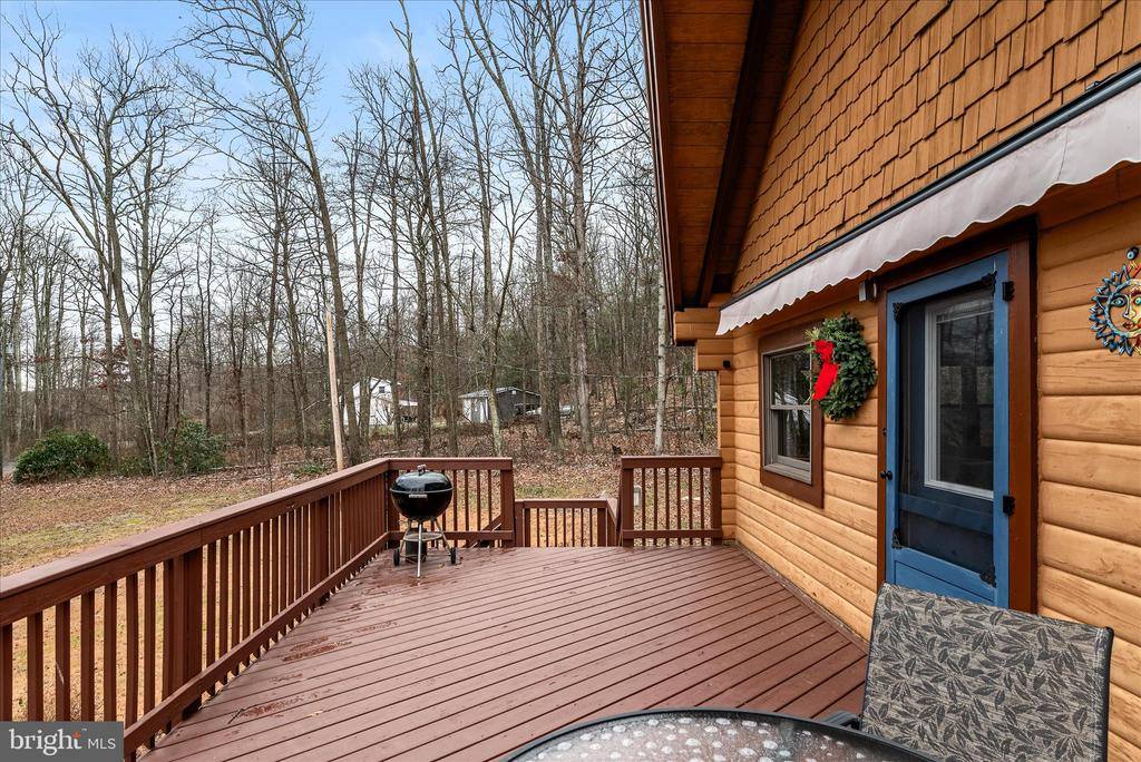 249 Crestview Lane, Berkeley Springs, WV 25411