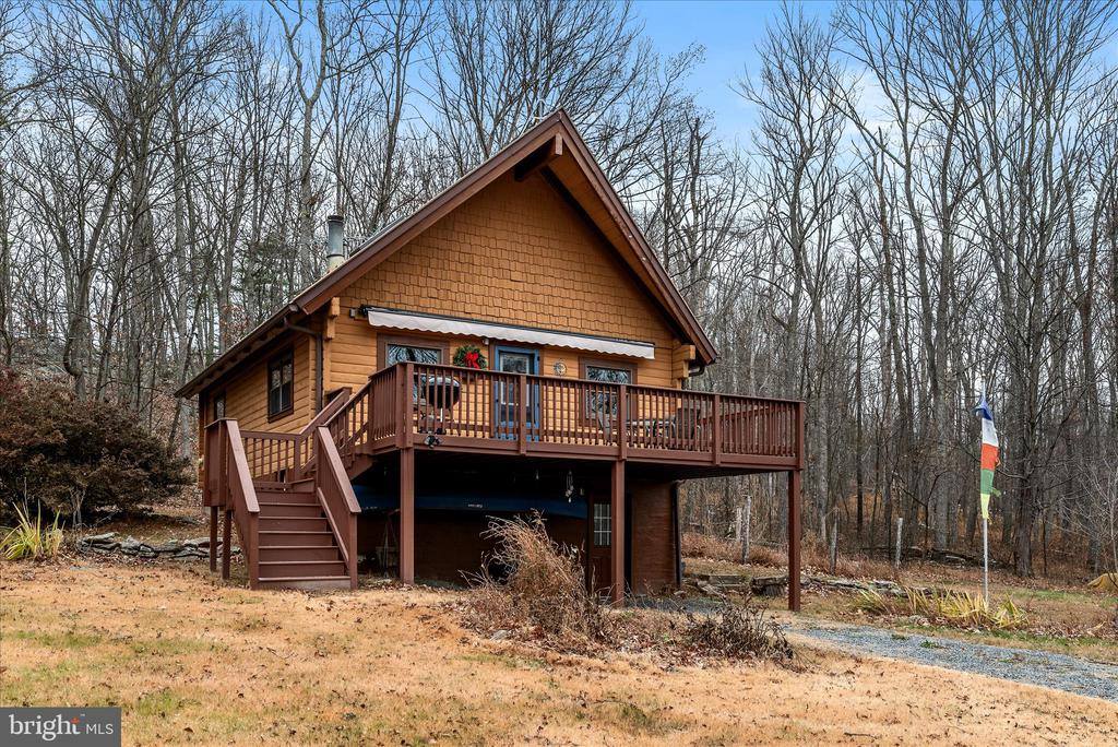 249 Crestview Lane, Berkeley Springs, WV 25411