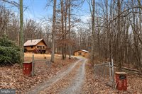 249 Crestview Lane, Berkeley Springs, WV 25411