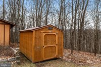 249 Crestview Lane, Berkeley Springs, WV 25411