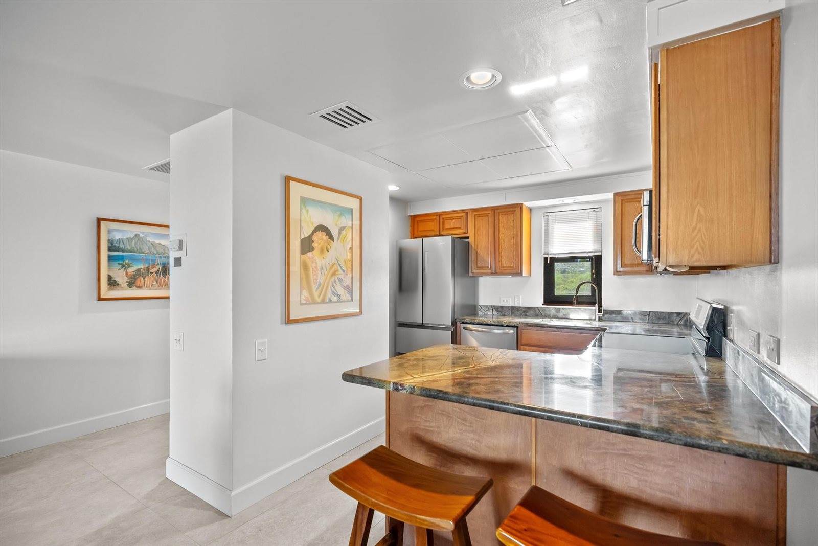 75-6040 Alii Drive, Kailua-Kona, HI 96740