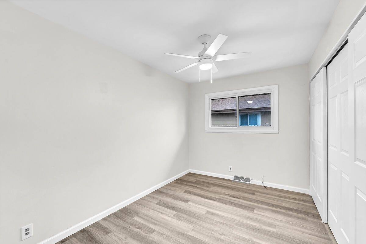 6655 West Brentwood Ave, Milwaukee, WI 53223