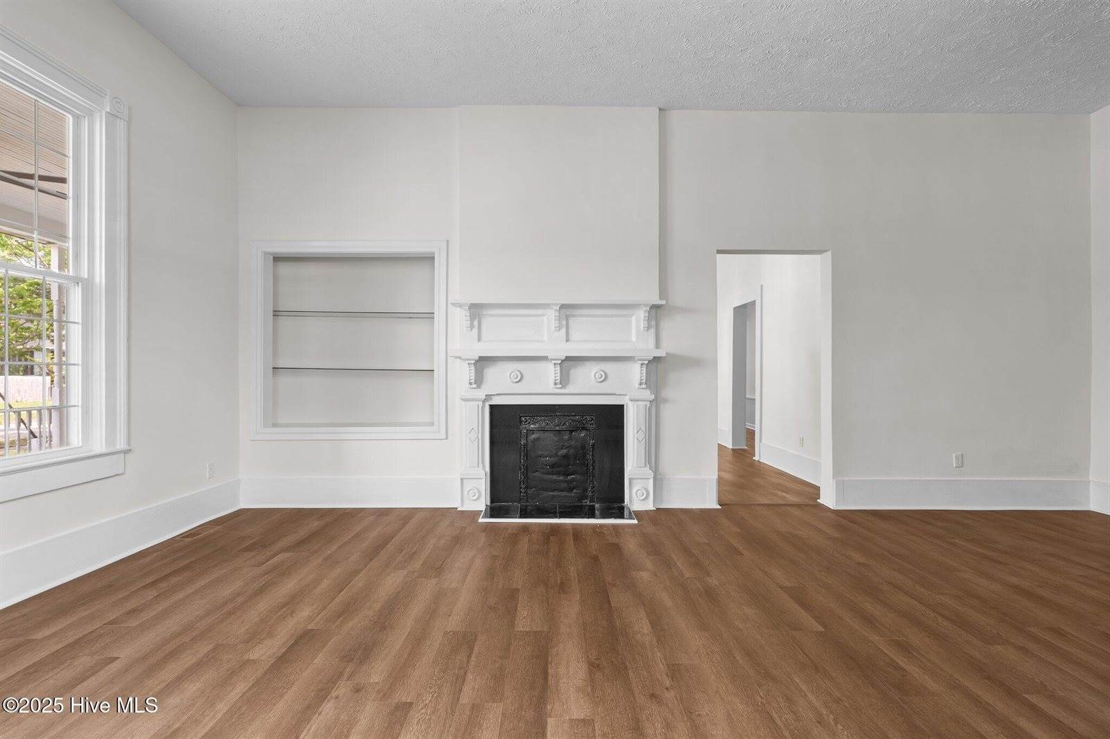 301 West Central Street, Robeson County, NC 28364