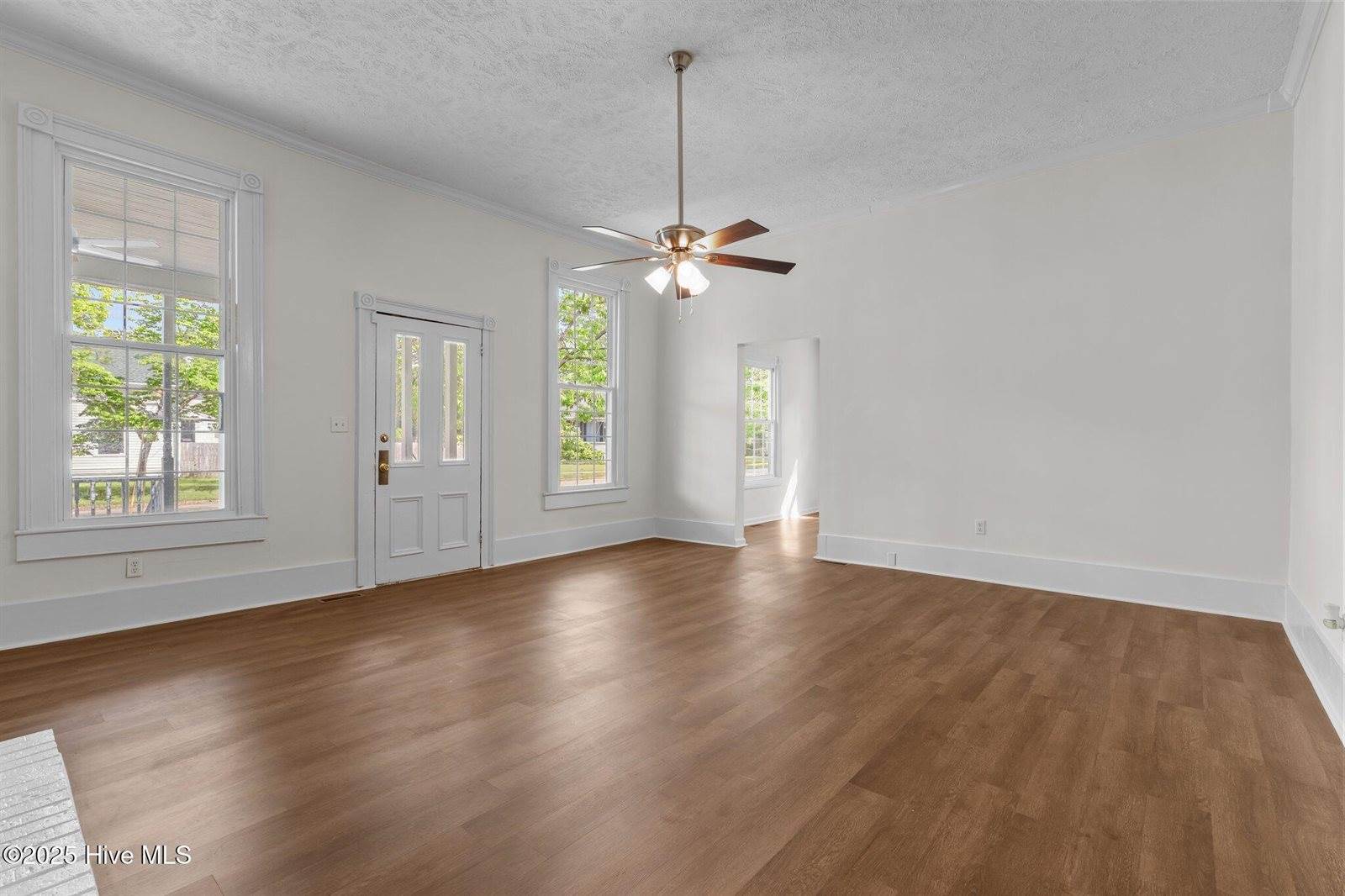 301 West Central Street, Robeson County, NC 28364