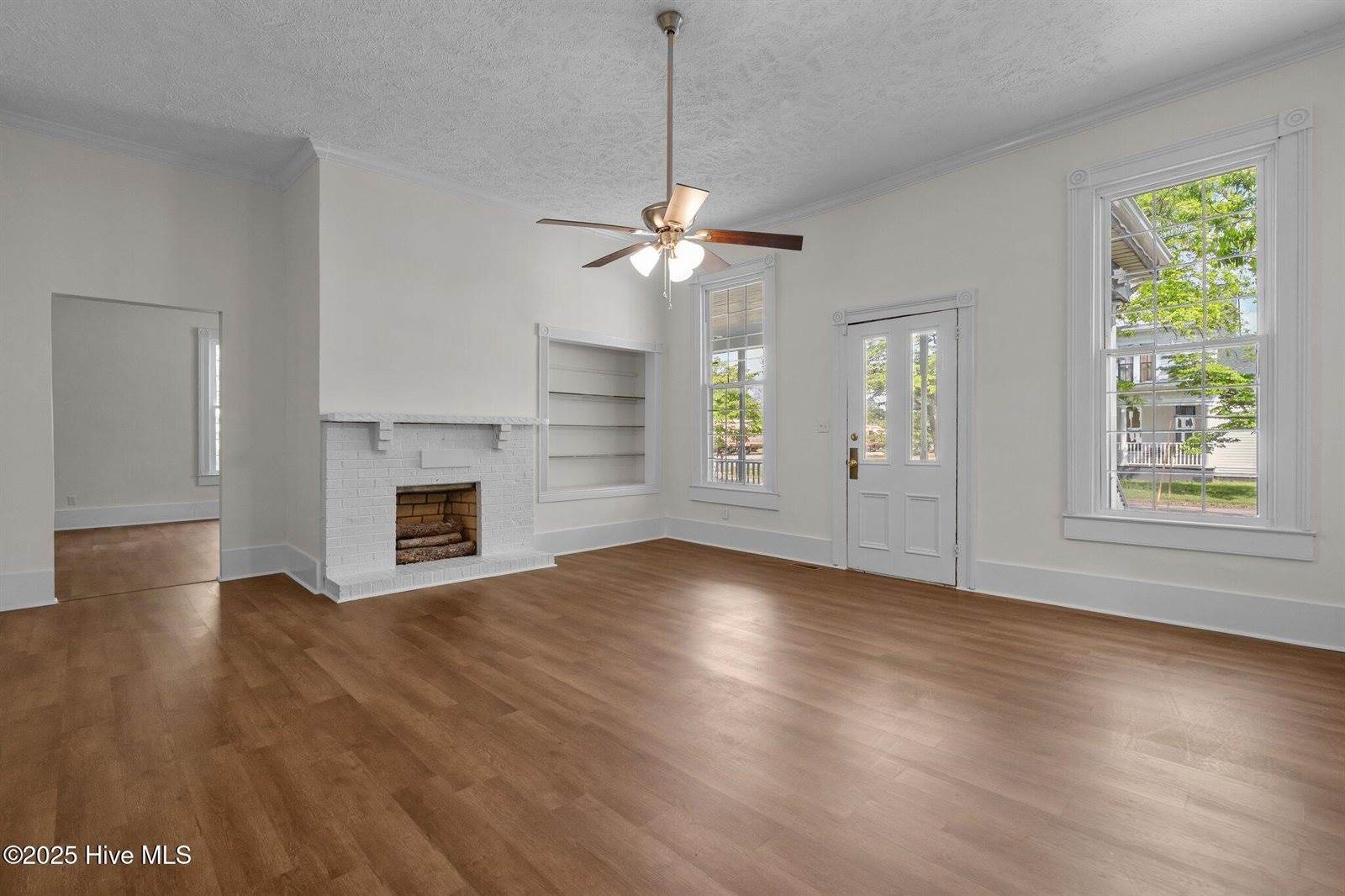 301 West Central Street, Robeson County, NC 28364