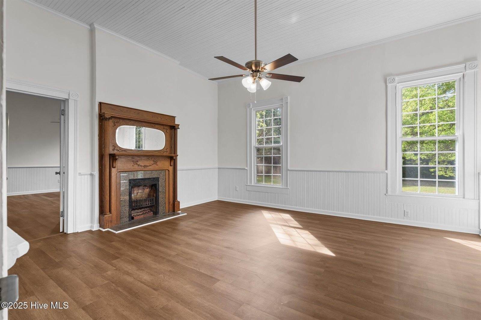 301 West Central Street, Robeson County, NC 28364