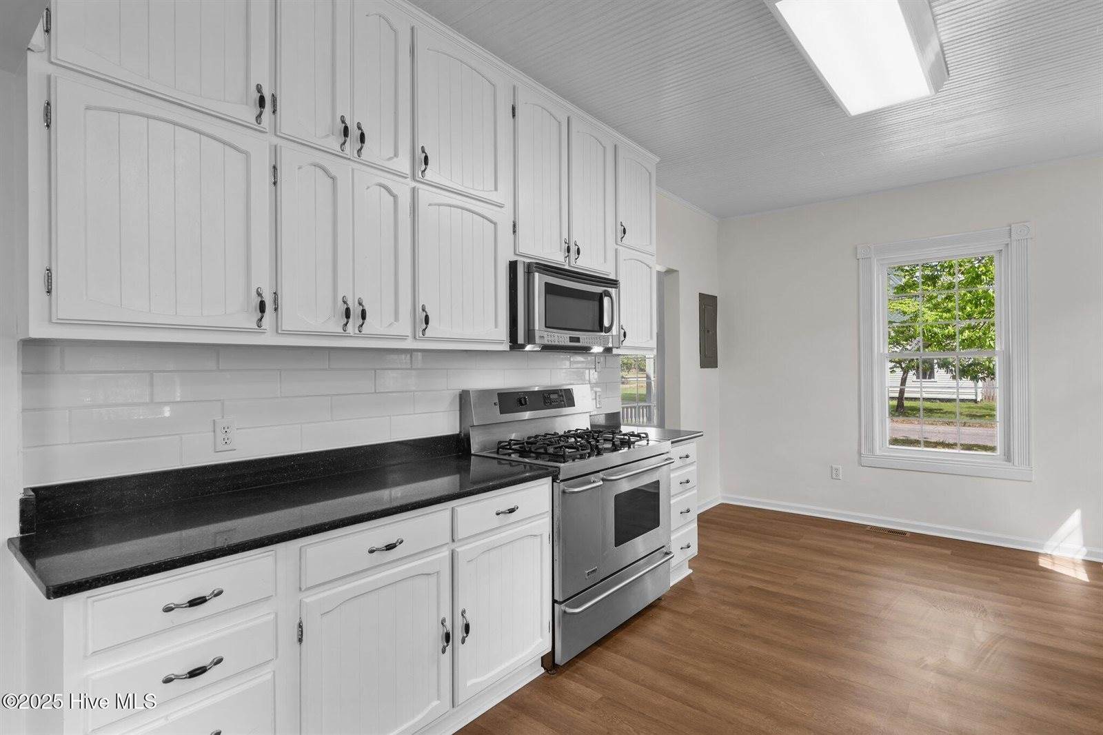 301 West Central Street, Robeson County, NC 28364