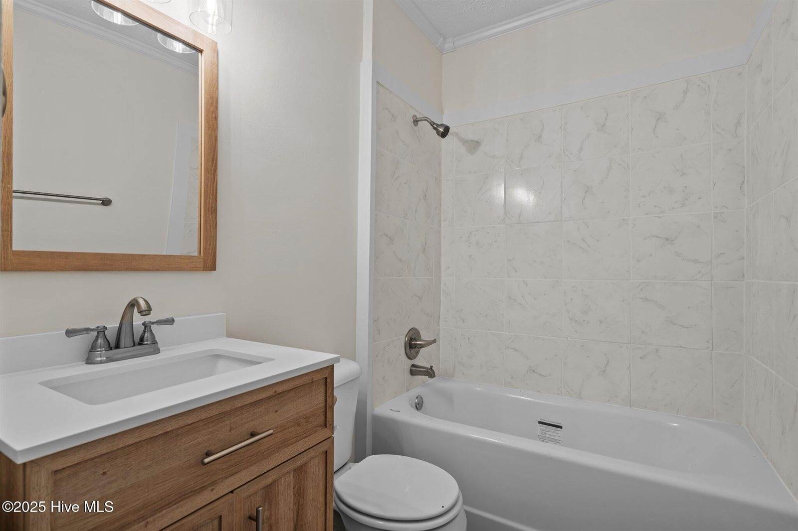 301 West Central Street, Robeson County, NC 28364