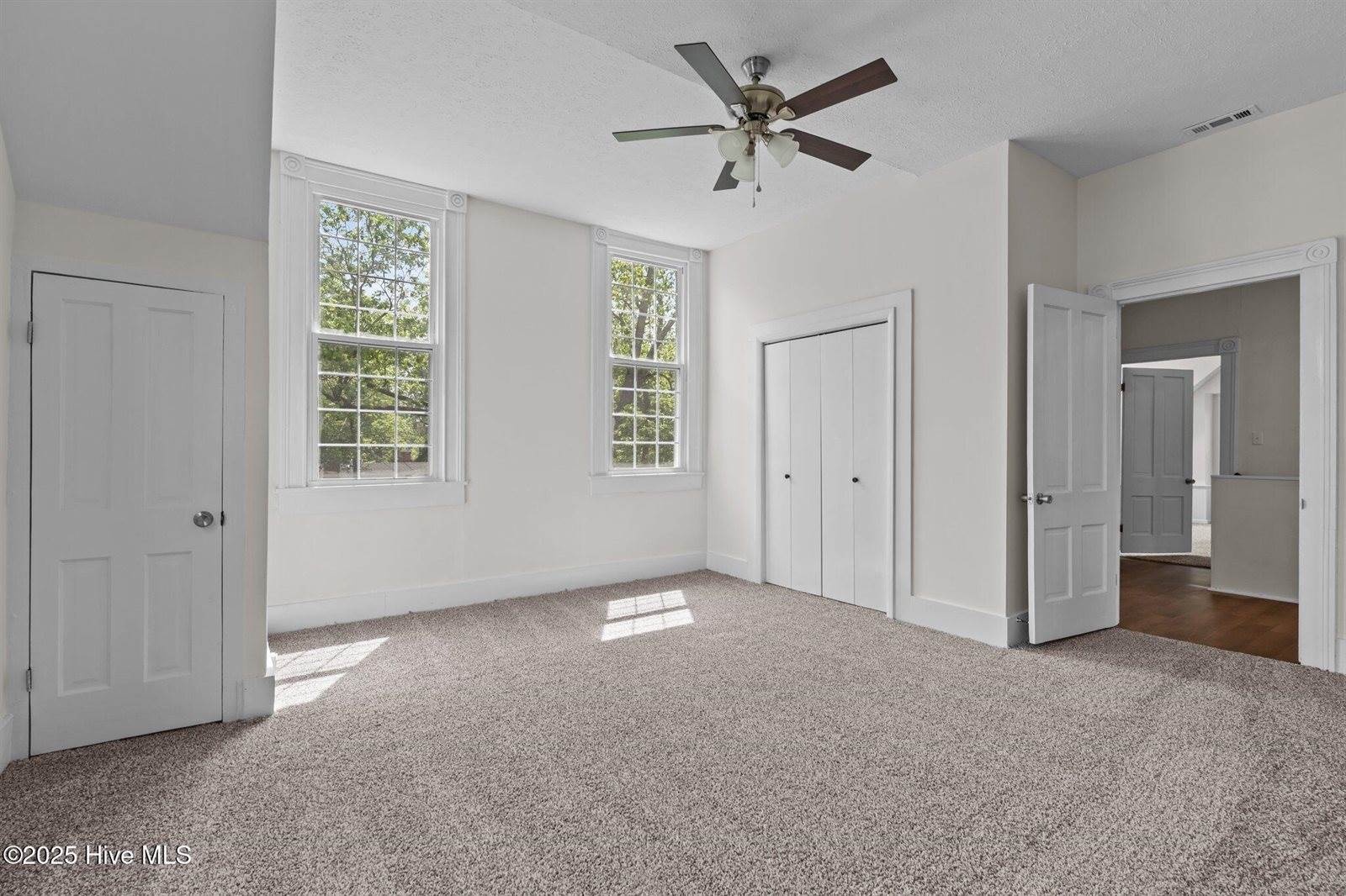 301 West Central Street, Robeson County, NC 28364