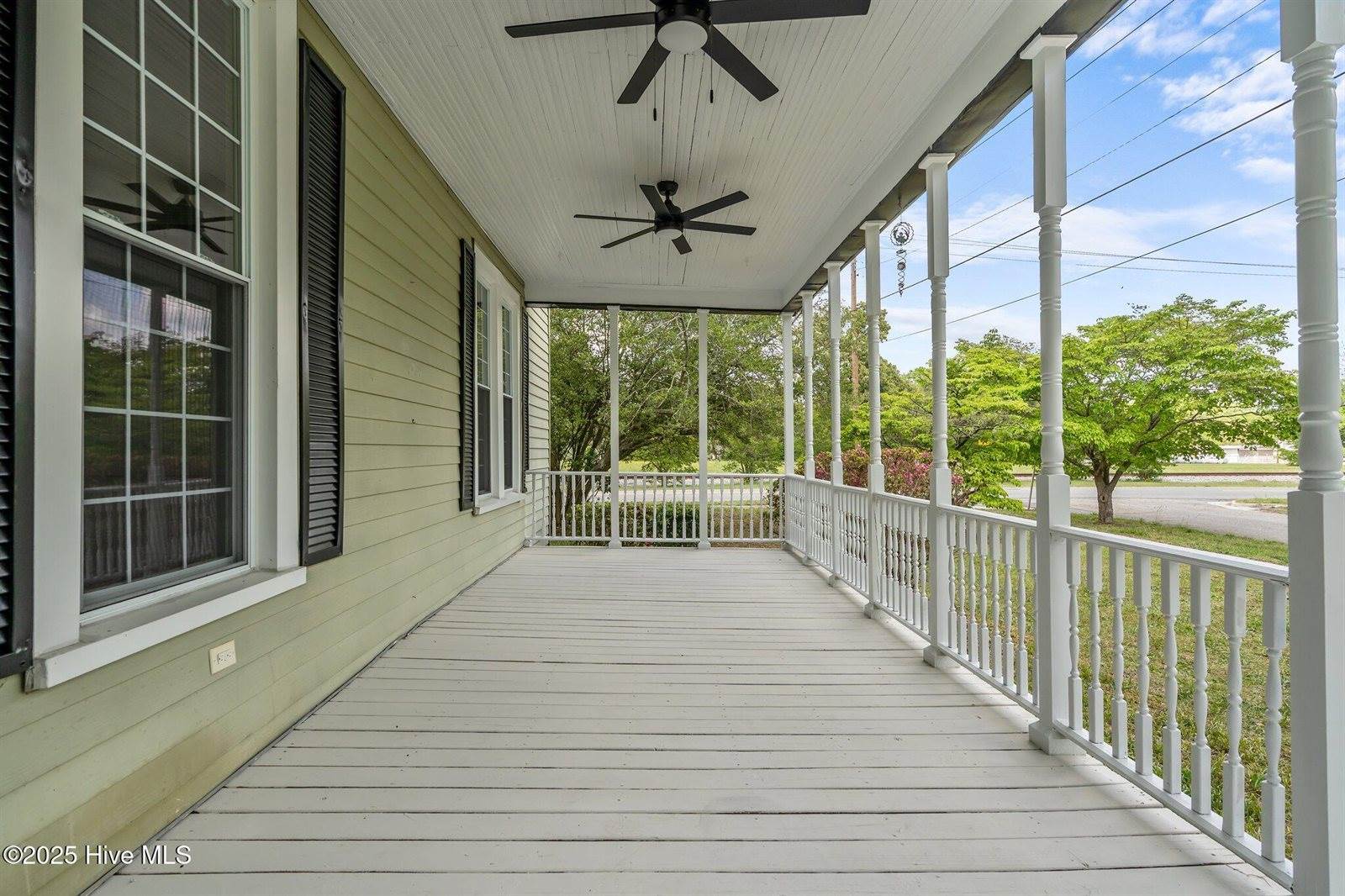 301 West Central Street, Robeson County, NC 28364