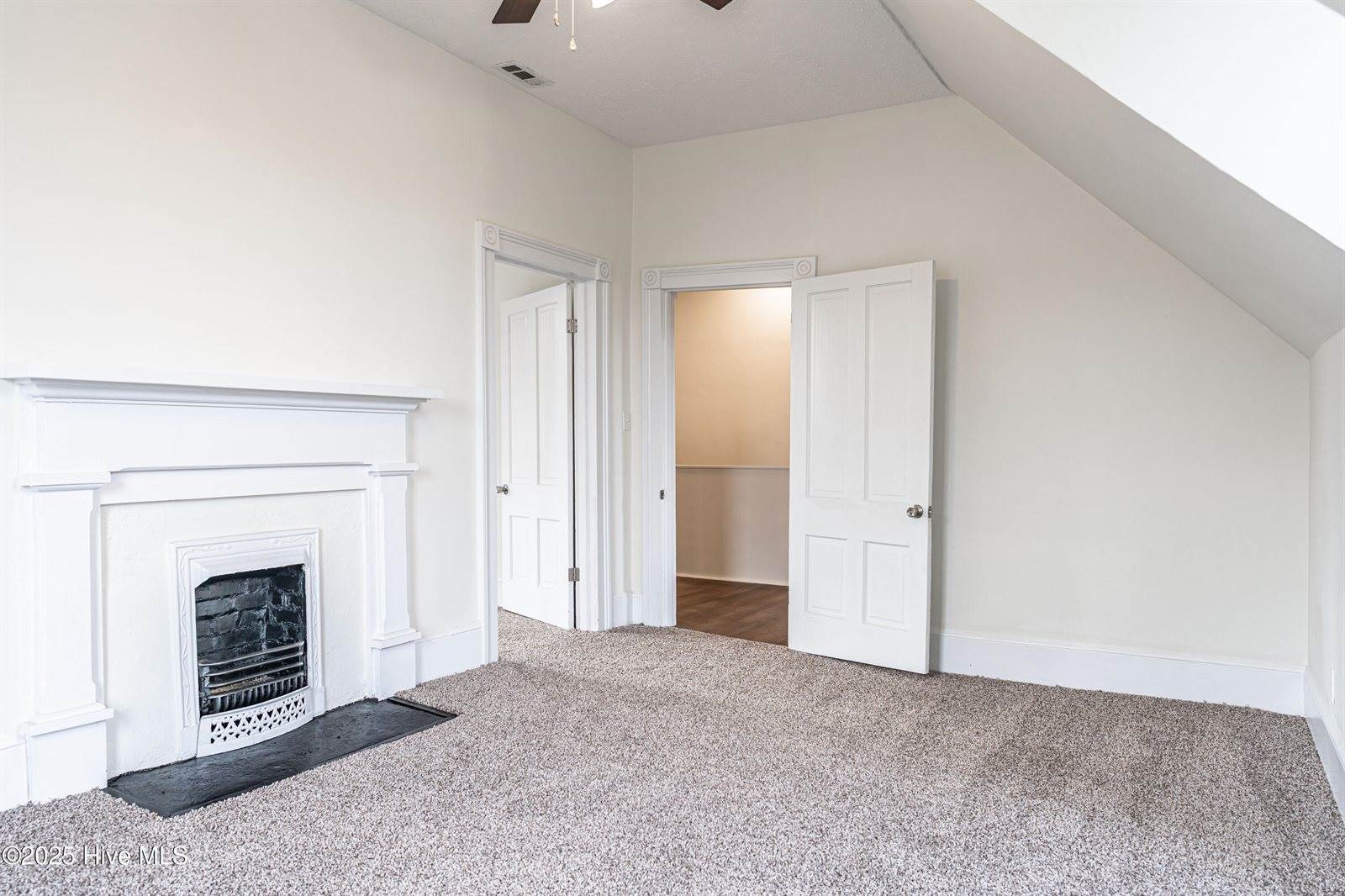 301 West Central Street, Maxton, NC 28364