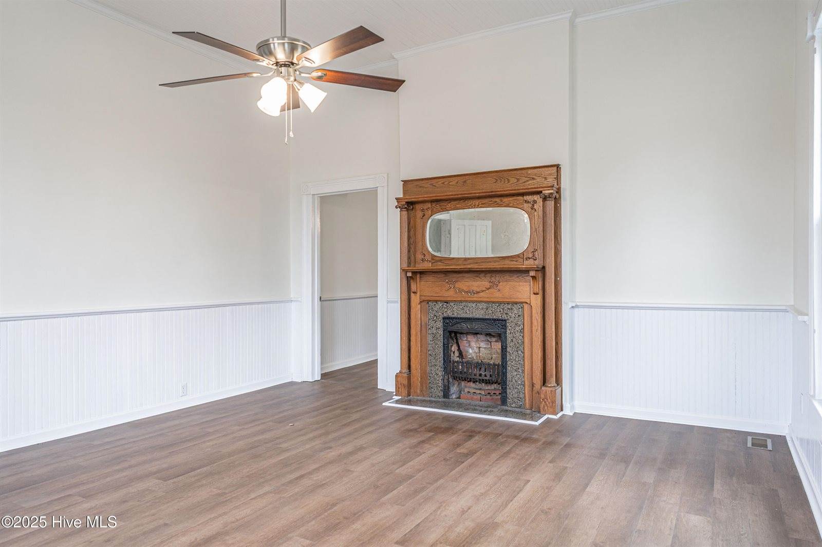 301 West Central Street, Maxton, NC 28364